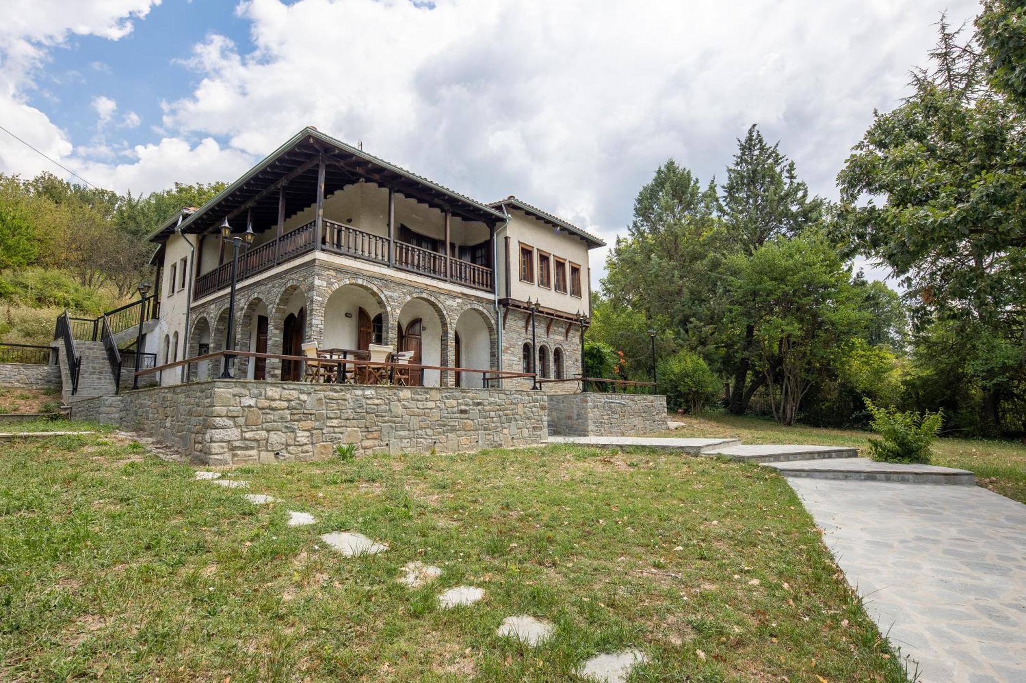 Zenios Dionysos - Traditional Villa Гревена Экстерьер фото